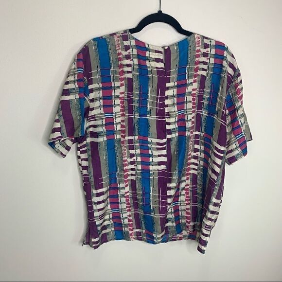 Vintage Sophisticates 100% silk top by Martin - Picture 7 of 8